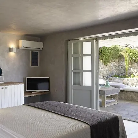 Kallos Of Mykonos - Previous Leonis Summer