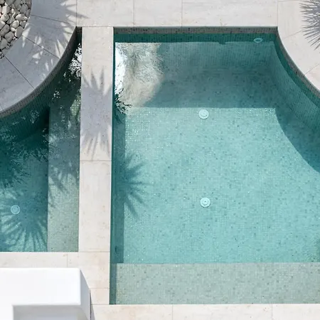 Kallos Of Mykonos - Previous Leonis Summer Hotel apartamentowy 4*