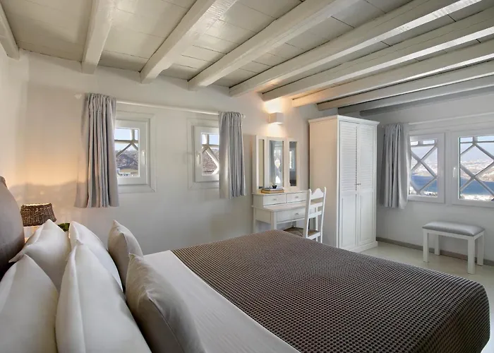 Kallos Of Mykonos - Previous Leonis Summer