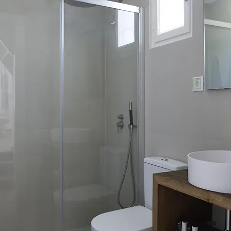 アパートホテル Kallos Of Mykonos - Previous Leonis Summer 4*