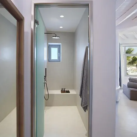 アパートホテル Kallos Of Mykonos - Previous Leonis Summer 4*