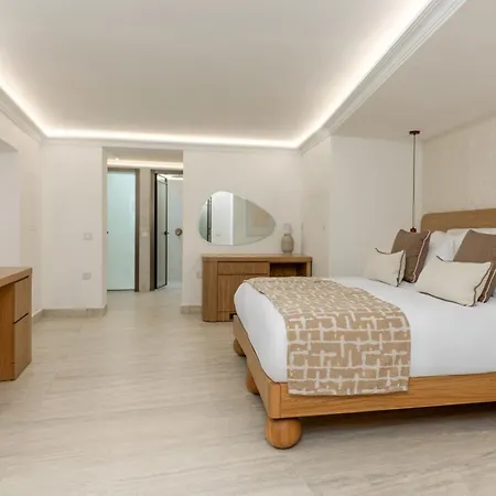 Apartahotel Kallos Of Mykonos 4*